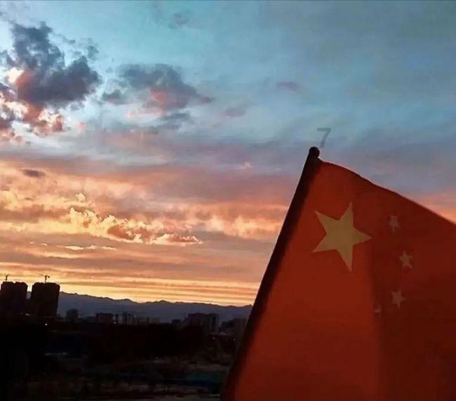 超奥特曼之战