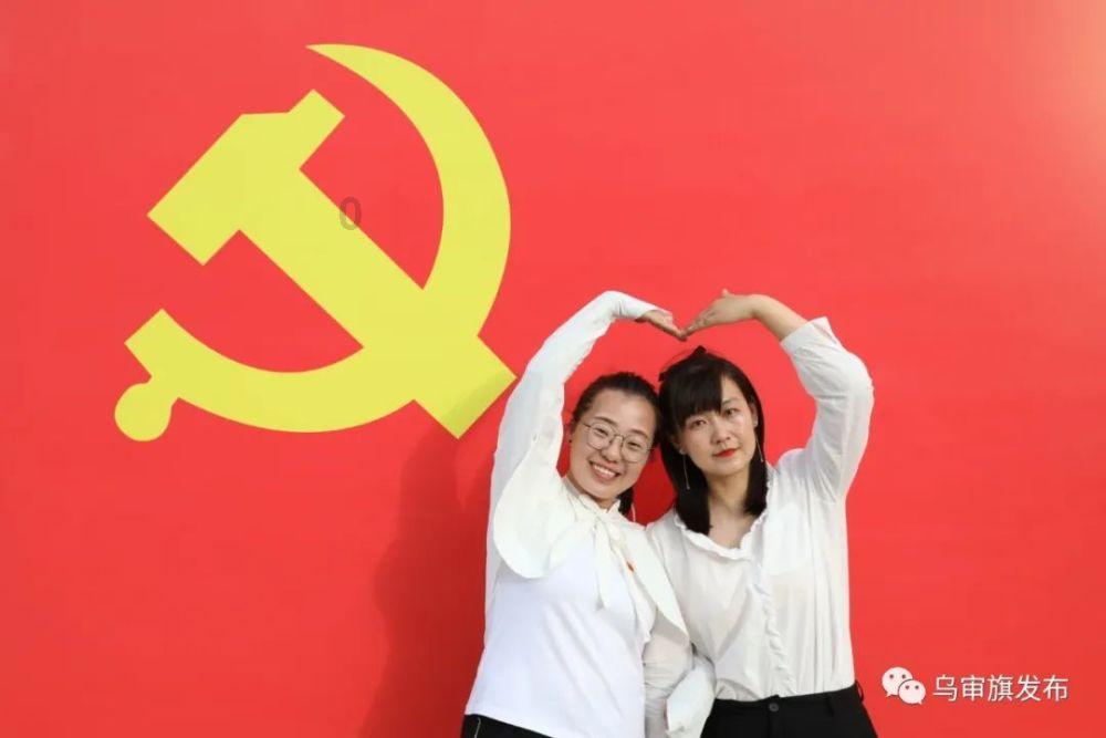 多肉秀妍叶片发黑会死吗？游戏画面